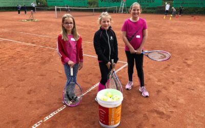 TC Grün-Weiss Hennef: Kids schnuppern Tennis-Luft