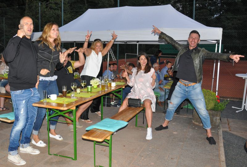 Erfolgreiches Sommerfest beim TC GW Hennef – ein Dank an unsere Jugend